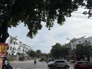 bán vị trí vàng căn góc viglacera - mặt đường xuân phương (đường 70 mở rộng) - đối diện kđt foresa