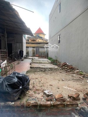 bán đất phố giang văn minh-đội cấn. 30m2. sổ vuông. mt rộng. ngõ thoáng sáng. qh ổn định. gpxd 6t