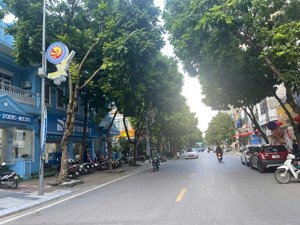 bán nhà kđt vạn phúc, hđ. lô góc 65m, 4 tầng, phân lô ô tô, kinh doanh, xây chắc chắn, giá đầu tư.