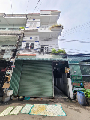 bán nhà 1t2l và dãy trọ 5.5x22m, hẻm đt.743 p. tân đông hiệp, thu nhập 18tr/th thổ cư 100%