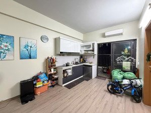 căn hộ 2 ngủ 2wc 65m tim tường vuông vắn view hồ điều hoà cây xanh giá chỉ 3ty1xx