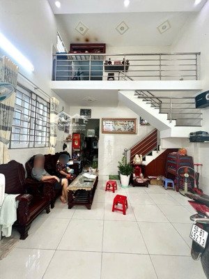 gấp bán giảm hơn 600tr nhà quận 7 56m2, 2 tầng 3pn nhỉnh 3 tỷ