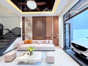 siêu phẩm nhà 3 tầng hiện đại-trung tâm hoà xuân,đà nẵng