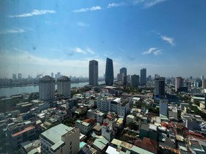 căn góc vip - view pháo hoa và sông hàn căn hộ f.home nằm ngay trung tâm thành phố.