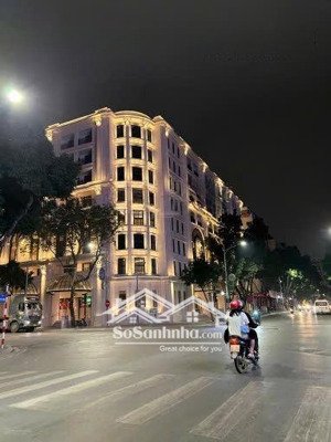 siêu đẳng cấp! mặt phố tràng tiền, trái tim quận hoàn kiếm, mặt tiền 9m