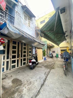 nhà hiếm ngay bệnh viện bình tân, gần mặt tiền, khu full tiện ích, đầu tư cho thuê giá tốt!