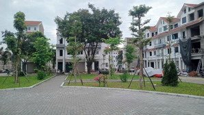 cần bán liền kề b31 kđt cienco5 hoài đức 75m2 - nhà mới xây 3,5 tầng hoàn thiện mặt ngoài. đã có sổ