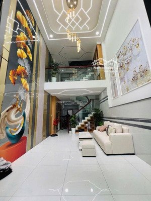 bán nhà bình tân 60m2 3 tầng full nội thất. 5.8 tỷ