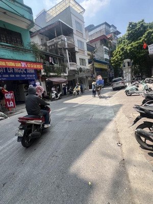 hiếm! bán nhà phố hoàng ngân, thanh xuân, giá 82 tỷ, dt 107m2/10 tầng/mt 7m, đường 6m, dòng tiền.