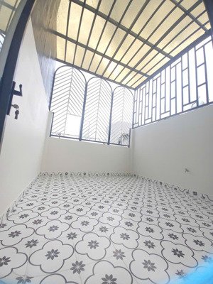 [hot tại q7]nhà đẹp sân vườn - dt 60m2 - cạnh phú mỹ hưng - nở hậu - nhà 2 mặt tiền trước sau