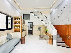 bán nhà đường thích quảng đức, nhà đẹp, ở ngay, 20m2, 4 tầng, 3 p.ngủ 4.45 tỷ tl