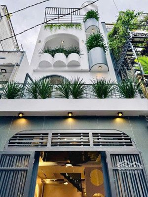 định cư pháp bán gấp nhà đường hoa phượng, p7, phú nhuận. giá 2tỷ990/70.5m2, hợp đồng thuê 24 triệu