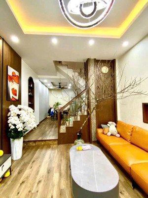 cho thuê nhà tại thiên lôi gần aeon mall siêu đẹp - giá thuê 10tr/tháng ở hết ý