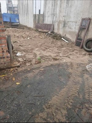 bán đất thạch bàn long biên hà nội diện tích : 56m2 * 4m * 7,2 tỷ ôtô nhỏ vào đất