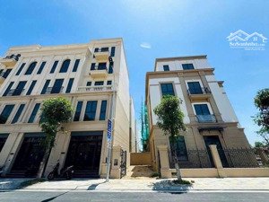 tứ lập hoàng gia 127.5m cạnh công viên chủ nhà cần bán gấp rẻ nhất vinhomes cổ loa nối vay tech 0%