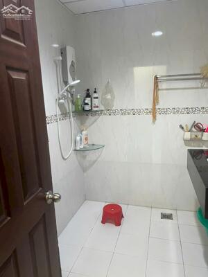 Cần bán chung cư Phú Thạnh diện tích lớn 100m 3PN 2WC giá 2,9 Tỷ , giá tốt