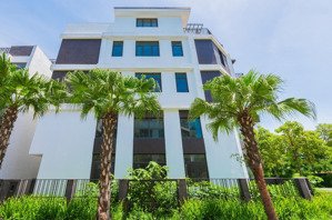 bán nhanh lk áp góc 100m² hado charm villas- mặt đường 20m - giá chỉ 21.5 tỷ!