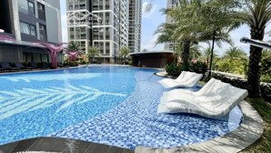 beverly solari cắt lỗ 1pn 2.55 tỷ đã làm bếp, tủ bếp trên dưới, rèm.