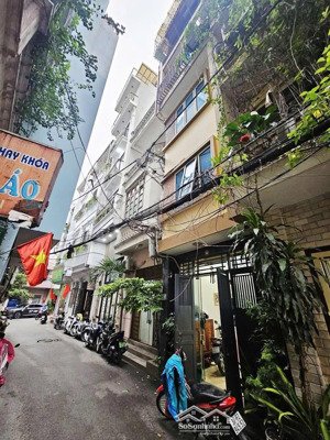 phân lô quân đội - vương thừa vũ ô tô vào ngõ ngõ rộng, thông gần ngã tư sở