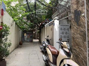 căn nhà còn sót lại, duyên cho ai đang tìm chốn an cư thật sự! 320m sát phố tân mai-6.35tỷ