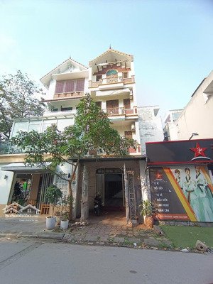 cho thuê nhà liền kề kđt văn quán, hà đông. dt 90m2, 4 tầng, mt 5m, giá chỉ 25tr/th, lh 