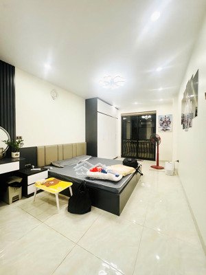 lô góc hoàng hoa thám, 2 mặt thoáng, 10m ra ô tô 11 tỷ