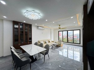 bán nhà mới đẹp- lô góc- thang máy ngõ thông gần phô hoàng quốc việt phạm v đồng ngõ thông:50m x6t