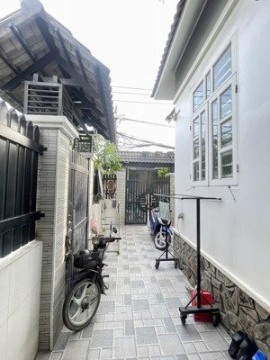 chính chủ bán nhà góc 2 mặt tiền tiền lân, bà điểm, hóc môn