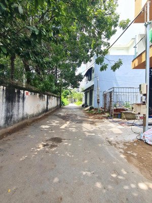 bán lô đất 107.8m2, ngang 4.2m, hẻm xe hơi thông, đ. võ văn hát, p. long trường, quận 9