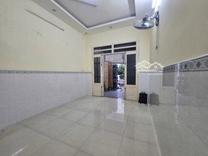 cần bán nhà mặt tiền đường số 2 tầng sát lâm văn bền kinh doanh hoặc để ở đều được