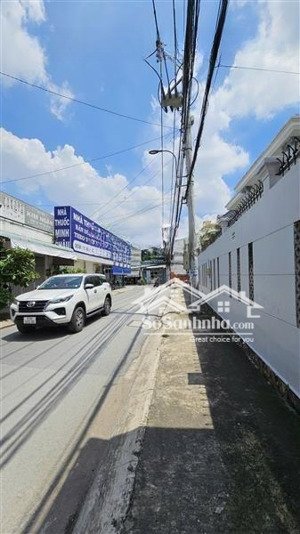 chủ cần bán gấp đất đường nhựa 10m