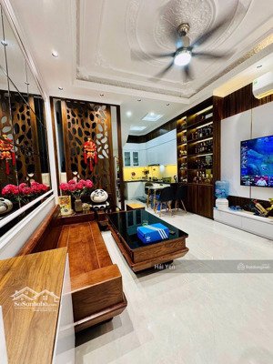 bán nhà phố yên hòa, cầu giấy 30m2 x 5 tầng, mt: 4m, nhà đẹp ở luôn, giá 9,5 tỷ