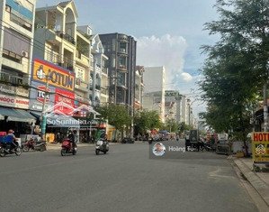 chính chủ cần bán nhà mt phạm văn bạch, p. 15, tb. [5.1m x 26.5m] giá chỉ: 18.8 tỷ còn tl