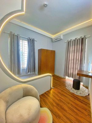 cho thuê căn hộ 1 pn ban công, 1 phòng bếp giá 6tr5/th ngay sân bay