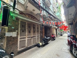 hàng cực hiếm - cầu giấy - ngõ thông kinh doanh sầm uất - giá 10,2 tỷ - dân xây chắc chắn