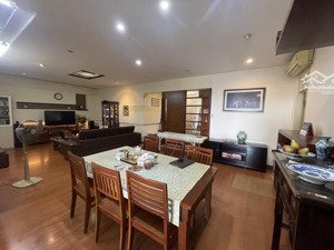 bán căn hộ hoàng đạo thuý 11tỷ tặng full nội thất nhập khẩu