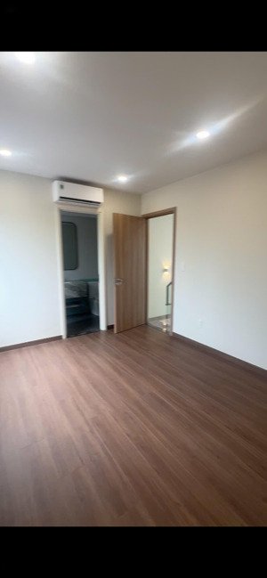 chỉ 2 tỷ sở hữu shophouse tọa lạc tthc tp hcm - tạo dòng tiền 20tr/ tháng - bank hổ trợ 50%