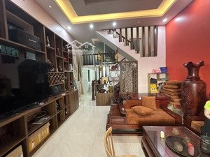 cần bán nhà an dương vương 60 m2 x 4 tầng ô tô qua nhà view sông hồng lộng gió