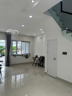 bán nhà phố mega village khang điền, 75m2, 5x15, 3pn, 3wc, p. phú hữu, quận 9