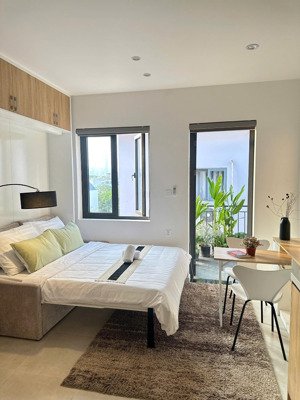 siêu phẩm căn studio ban công full trang bị ngay đảo kim cương