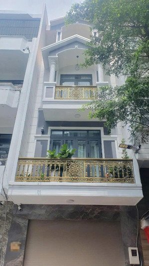 cần cho thuê nhà mt 135a nguyễn văn đậu p. 5 q. bình thạnh gần khúc trần bình trọng.