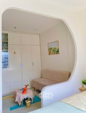 cần bán studio tại vinhomes ocean park 1 view thoáng hướng đn sổ cầm tay.