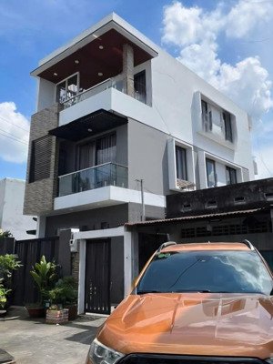 bán biệt thự mini 131m2( ngang 8m) - 3 tầng- hẻm oto ngay tô ngọc vân chợ tam hà- cạnh linh đông