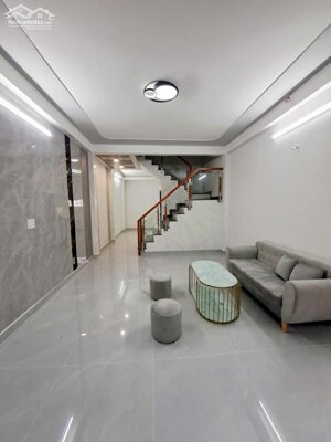 Nhà mới hẻm ô tô 6m, đầu Tân Thắng, cạnh Celadon, 4.85 tỷ