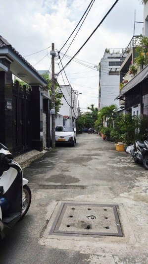 hẻm 8m sát mặt tiền. chỉ hơn 80 tr/m2 có biệt thự mini xinh đẹp 4 tầng, 190m2. hơn 15 tỷ