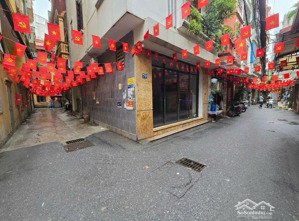 nhà đẹp phố hoàng ngân quận thanh xuân 42m2 lô góc 4 tầng mặt ngõ kinh doanh ô tô đỗ cửa 10,1 tỷ.