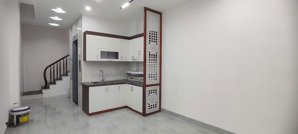 bán nhà 5 tầng có thang máy ô tô cách 10m phố xa la hà đông