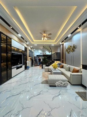 cực hót! nhà phố chùa láng, thoáng 2 mặt, ô tô cách 50m, ngõ thông kinh doanh, dt 48m2*5t