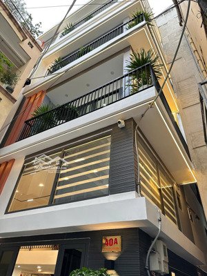 bán tòa nhà góc 2mt tôn thất tùng quận 1-7,5m x 10,5m-6 tầng,thang máy-hdt 95 triệu-giá chỉ 36,9 tỷ