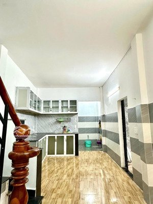 nhà đẹp phường 10, gò vấp giá chỉ 3 tỷ 880 gần mặt tiền thống nhất